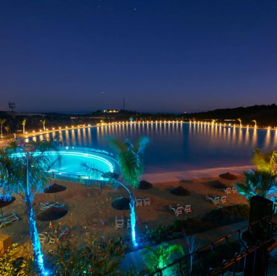 Al-1514 - 3 Bedrooms Apartment Estepona Spain