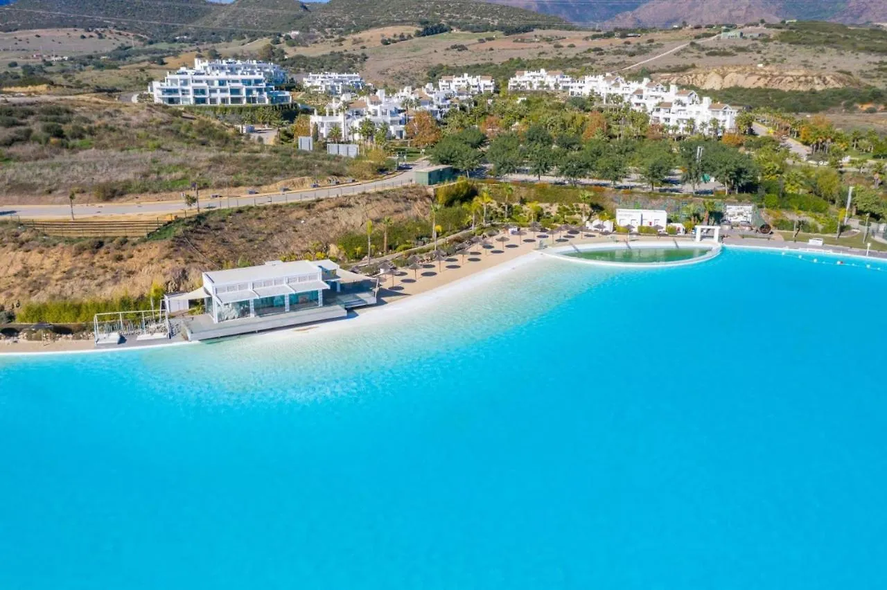Al-1514 - 3 Bedrooms Apartment Estepona