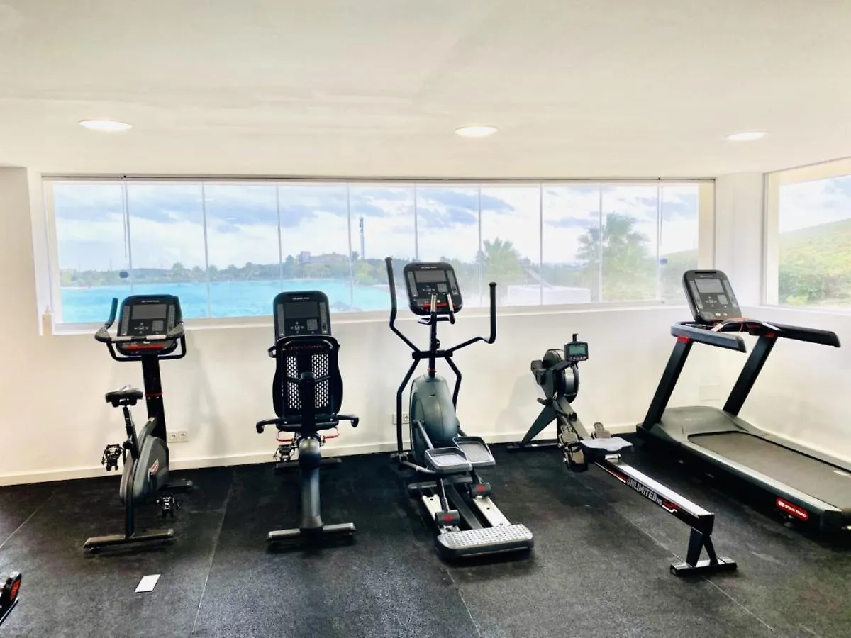 Al-1514 - 3 Bedrooms Apartment Estepona Spain
